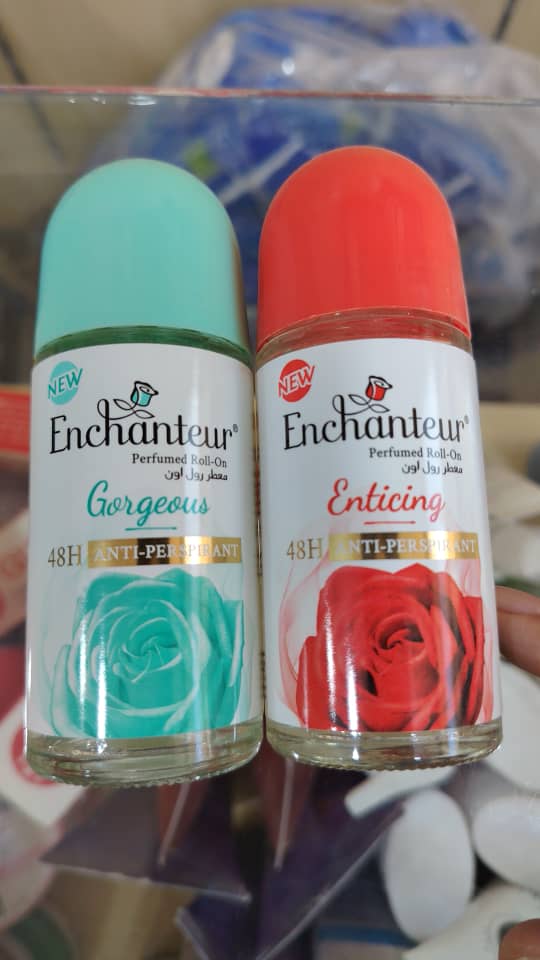 مزيل عرق إنشانتور إنتايسينغ رول أون (Enchanteur Enticing Roll-On)